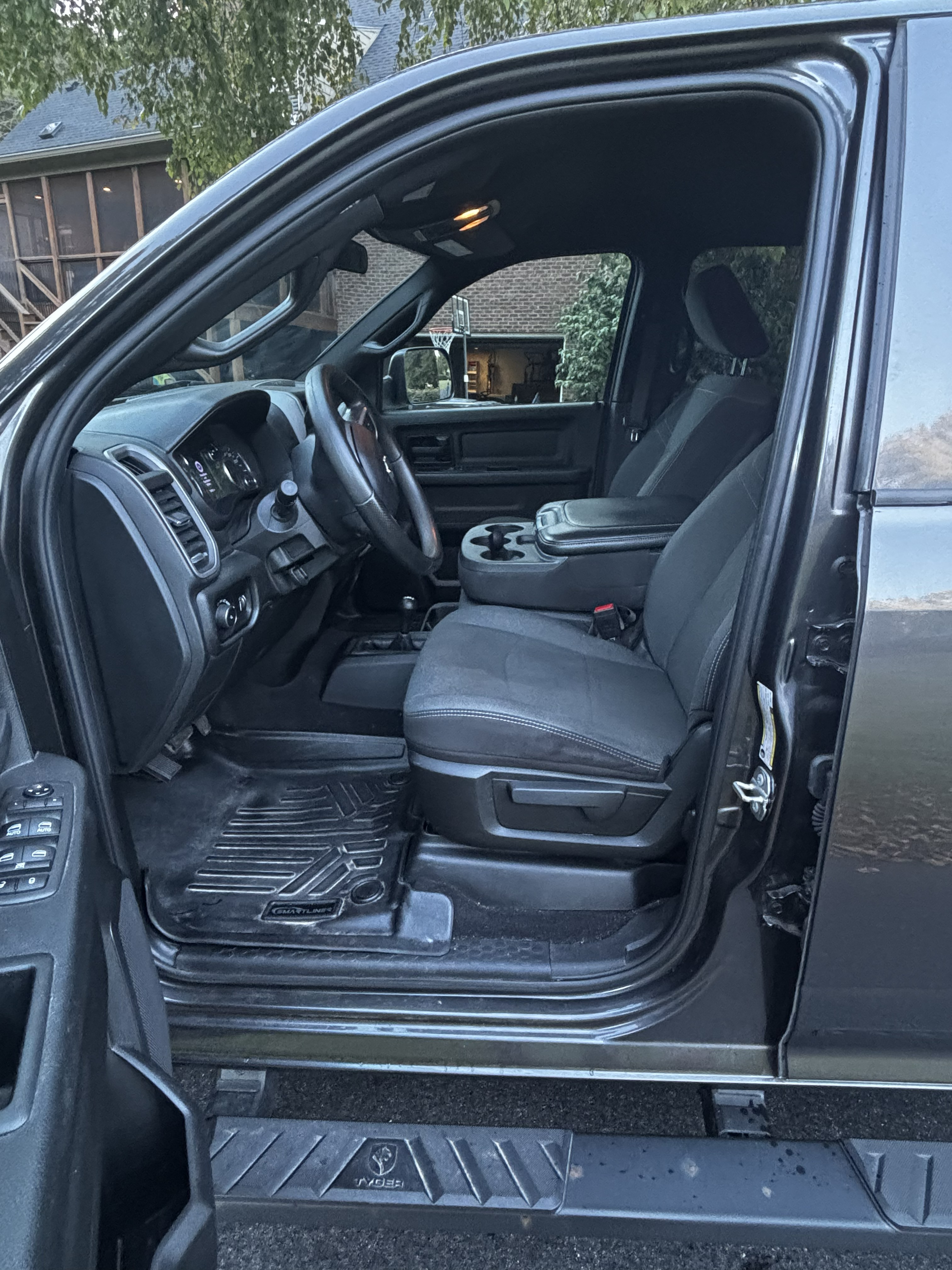 Used 2021 RAM 2500 Tradesman AWD/4WD image 9