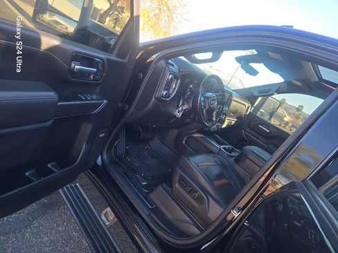 Used 2023 GMC Sierra 2500 AT4 w/ AT4 Premium Plus Package image 10