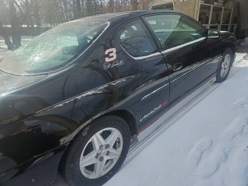 Used 2002 Chevrolet Monte Carlo SS w/ Preferred Equipment Group image 2