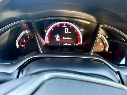 Used 2019 Honda Civic Si image 8