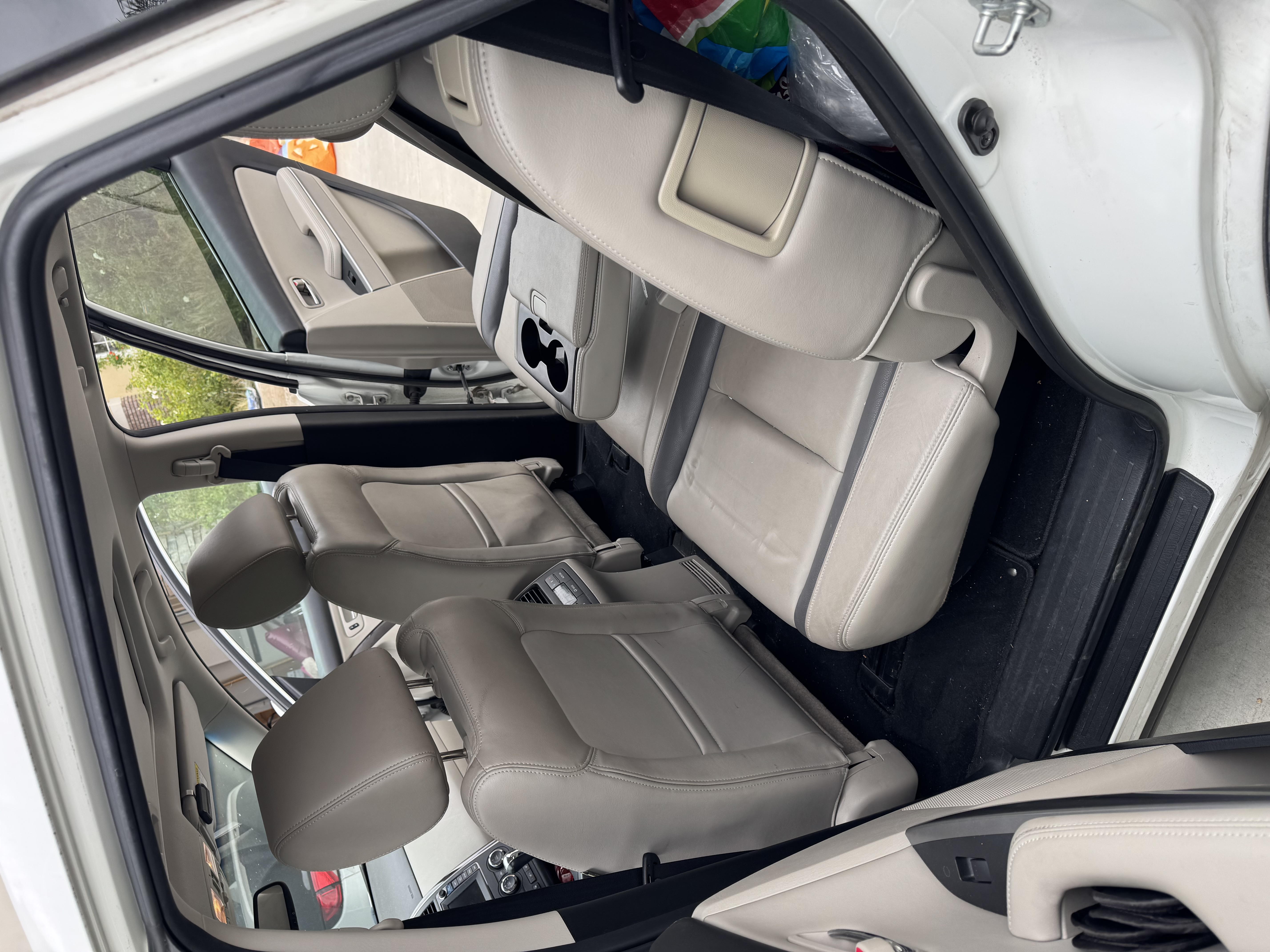 Used 2012 MAZDA CX-9 Grand Touring w/ Moonroof & Bose Audio Pkg FWD image 11