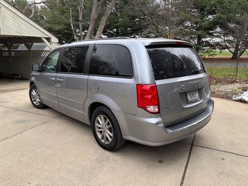 Used 2014 Dodge Grand Caravan SXT image 5