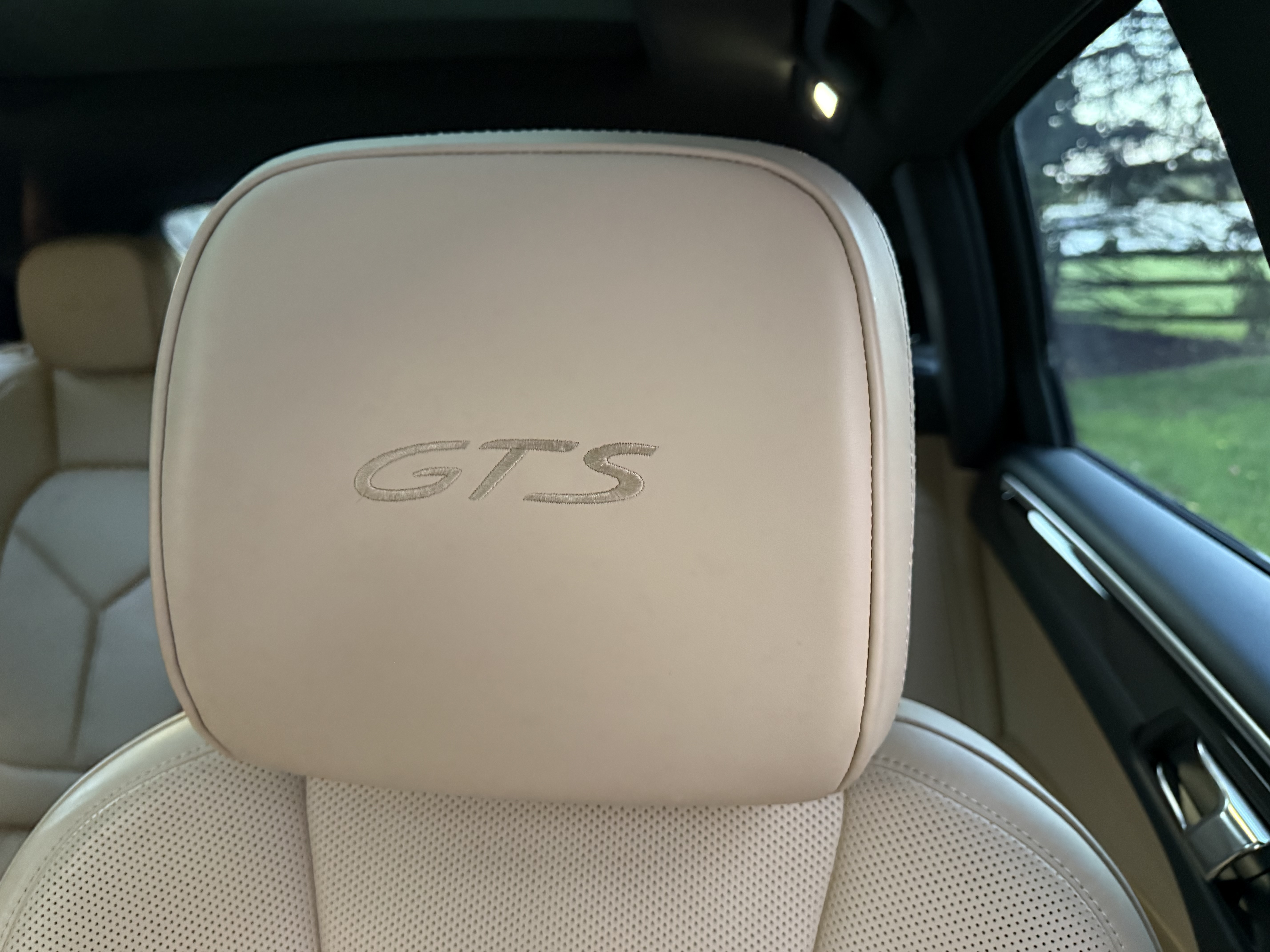 Used 2020 Porsche Macan GTS w/ Premium Package Plus (PF4) AWD/4WD image 13