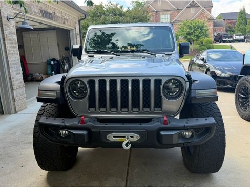 Used 2018 Jeep Wrangler Unlimited Rubicon AWD/4WD image 2