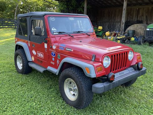 Used 1997 Jeep Wrangler SE AWD/4WD image 9