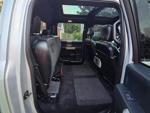 Used 2015 Ford F150 Lariat w/ Equipment Group 502A Luxury image 15