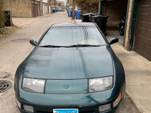 Used 1995 Nissan 300ZX Coupe 2D image 2
