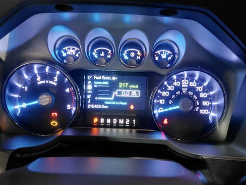 Used 2015 Ford F350 Lariat w/ Lariat Ultimate Package image 18