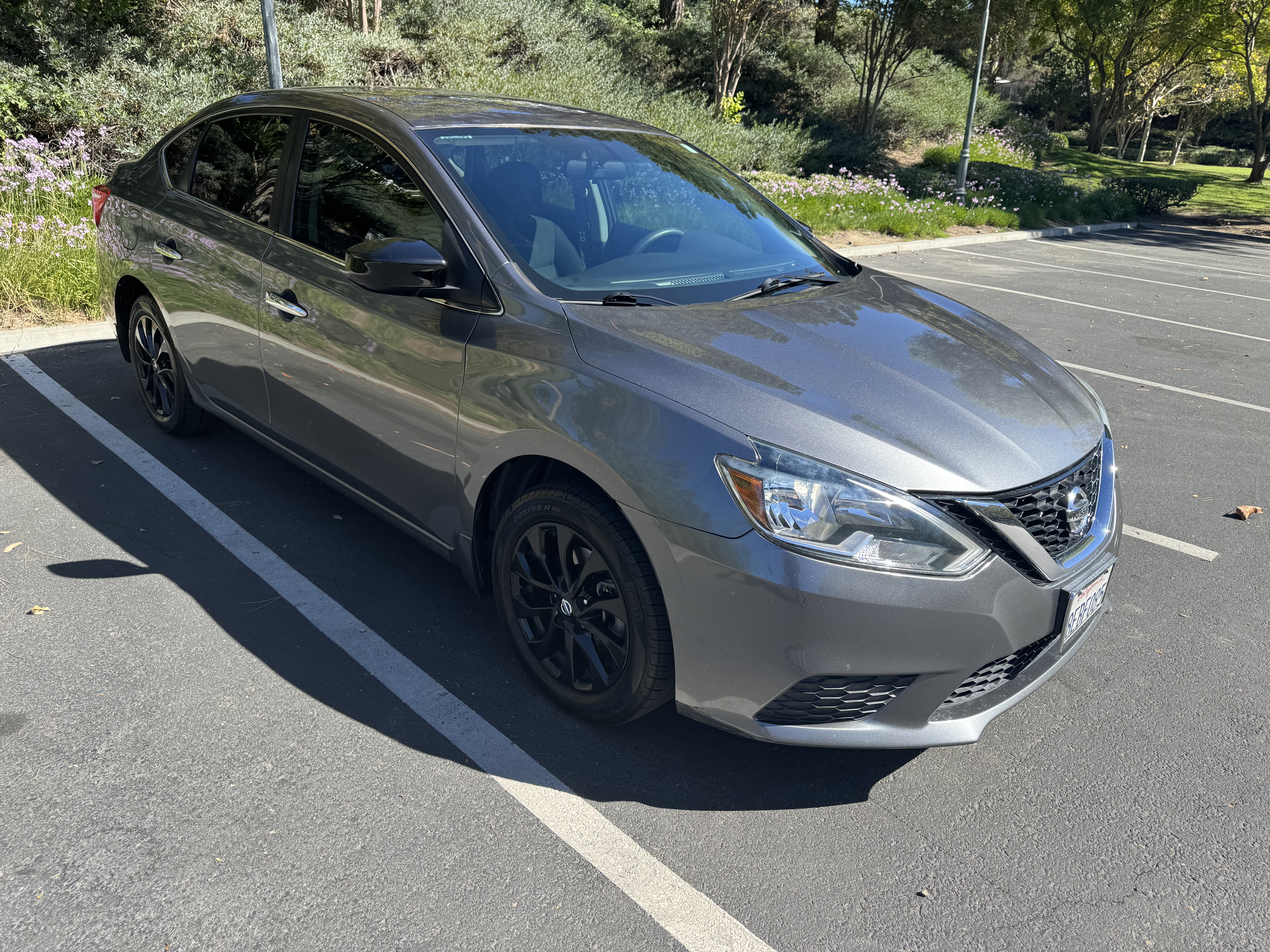 Used 2018 Nissan Sentra S w/ S Midnight Style Package FWD image 2