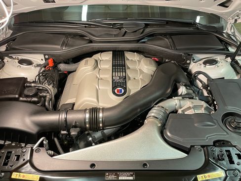 Used 2007 BMW 750i image 4