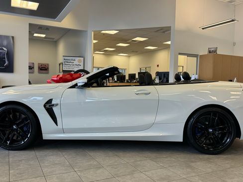Used 2020 BMW M8 Convertible image 6