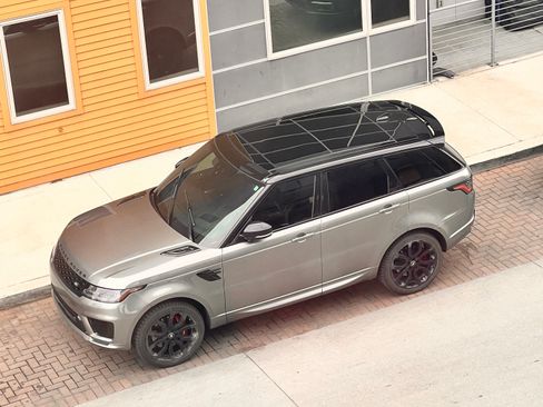 Used 2020 Land Rover Range Rover Sport HSE Dynamic image 1