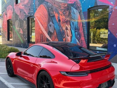 Used 2020 Porsche 911 Carrera S image 4