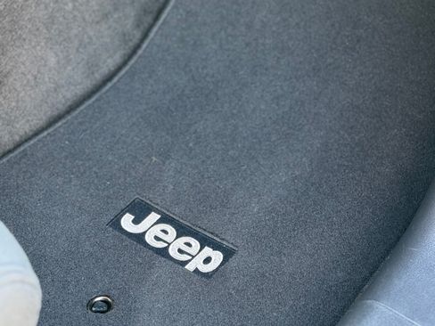 Used 2013 Jeep Compass Sport image 12