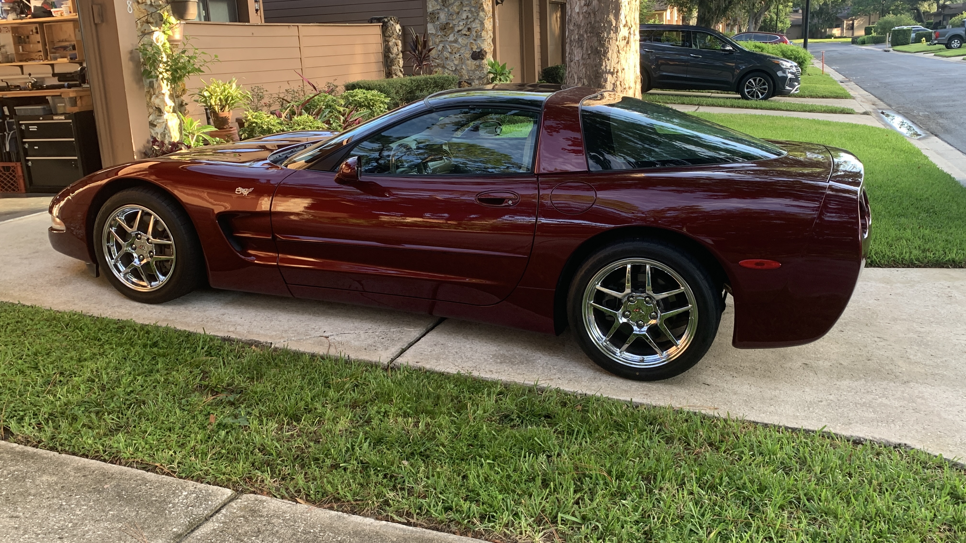 Used 2003 Chevrolet Corvette Coupe w/ Preferred Equipment Group RWD image 8