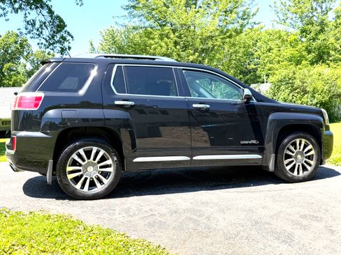 Used 2016 GMC Terrain Denali AWD/4WD image 1