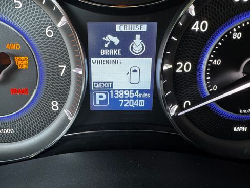 Used 2013 INFINITI QX56 4WD w/ Deluxe Touring Pkg image 8