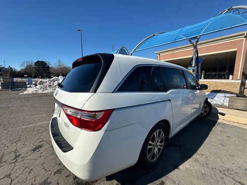 Used 2012 Honda Odyssey EX-L image 17