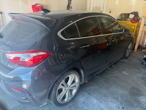 Used 2017 Chevrolet Cruze Premier w/ RS Package image 4