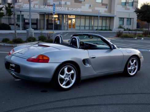 Used 2000 Porsche Boxster S image 9