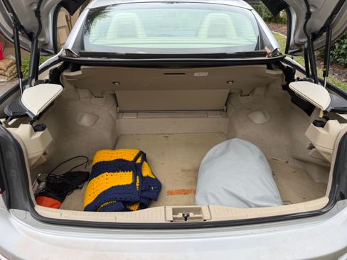 Used 2010 Lexus IS 350C image 5