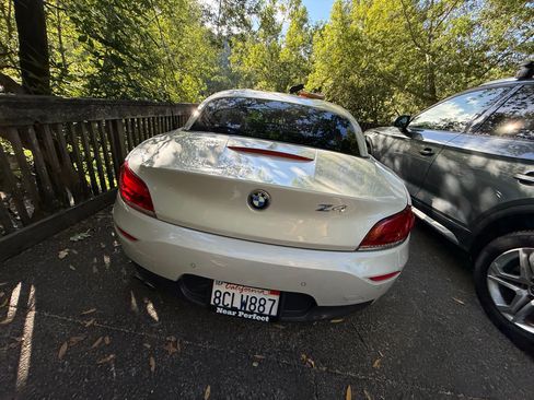 Used 2016 BMW Z4 sDrive28i RWD image 4
