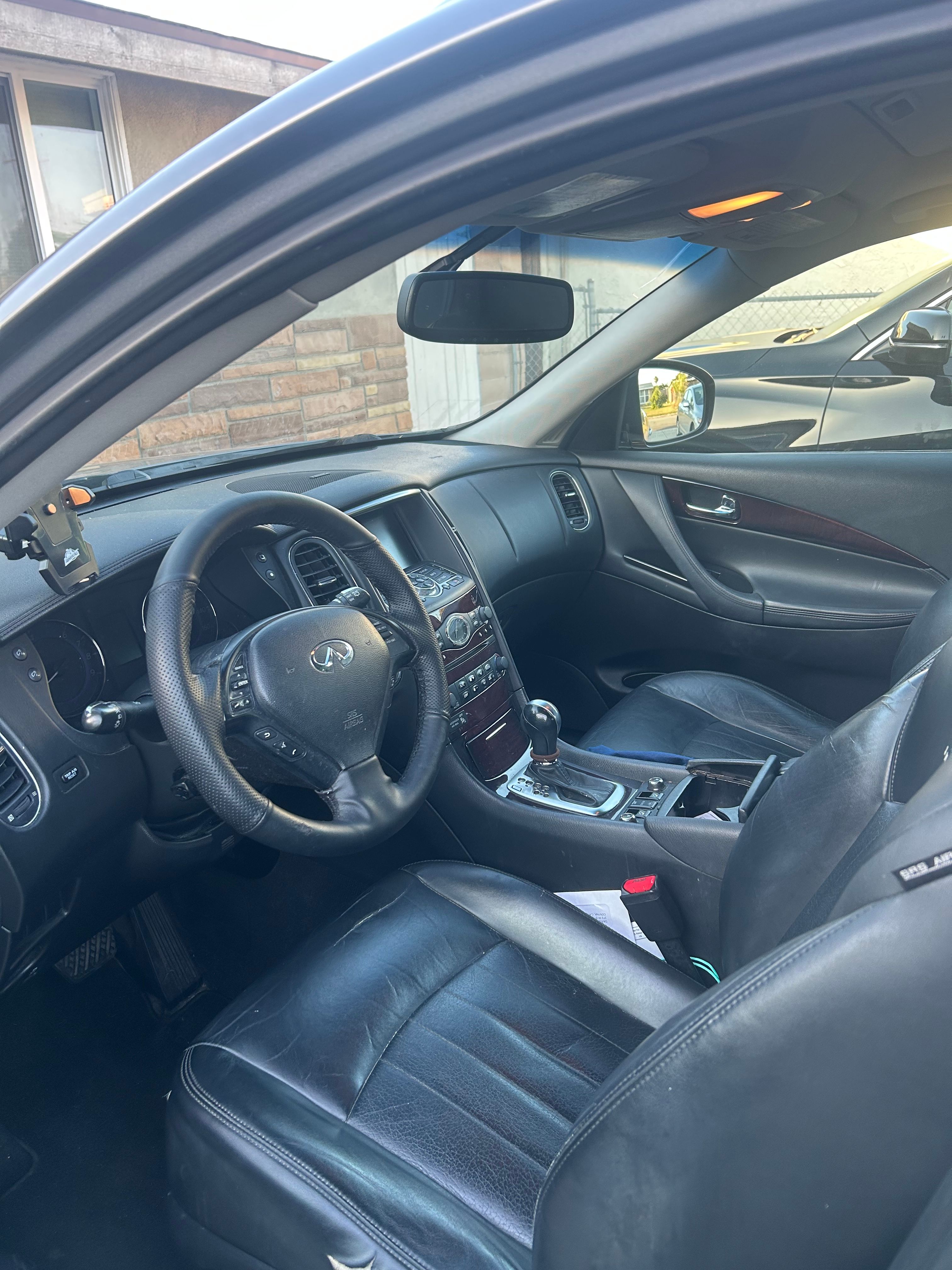 Used 2012 INFINITI EX35 Journey w/ Premium Pkg RWD image 4