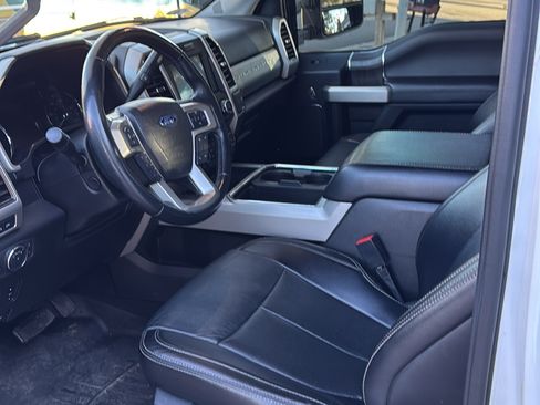Used 2021 Ford F250 Lariat w/ Lariat Ultimate Package image 14