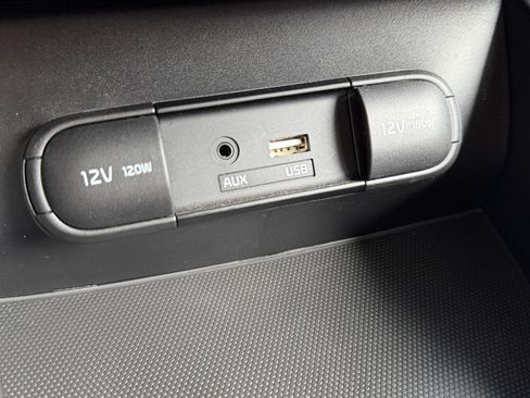 Used 2019 Kia Soul FWD image 8