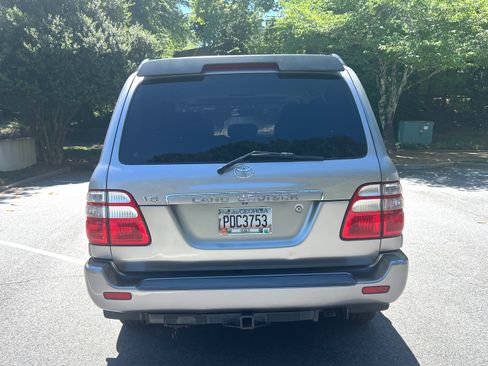 Used 2005 Toyota Land Cruiser AWD/4WD image 12