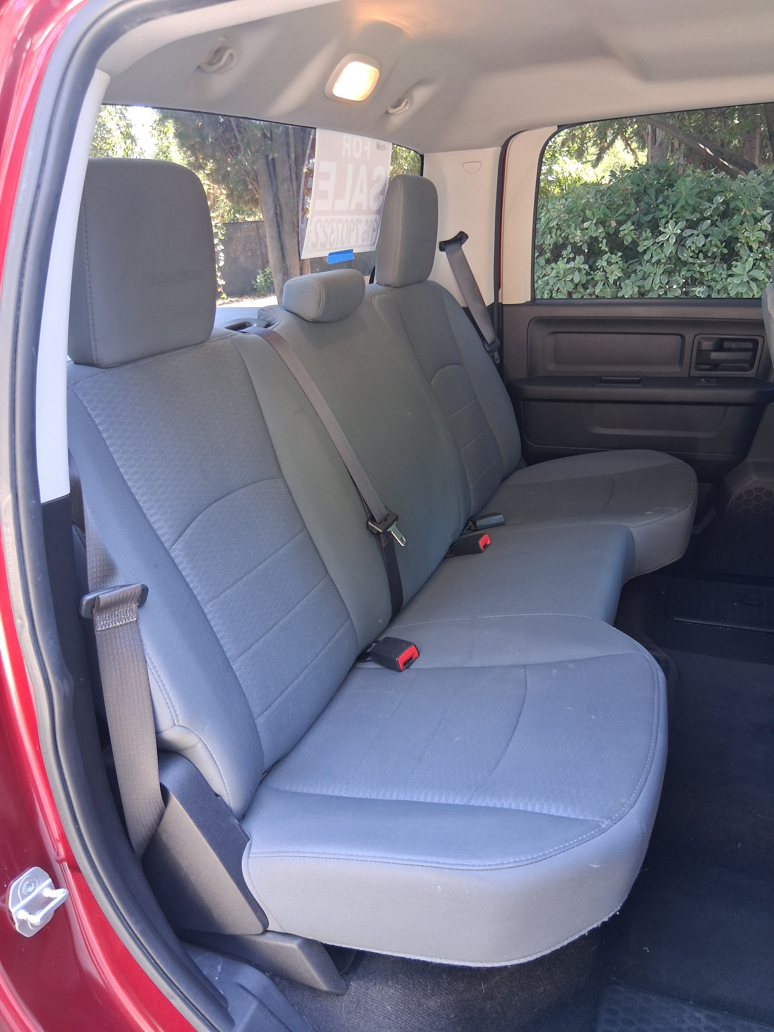 Used 2015 RAM 1500 Express RWD image 15