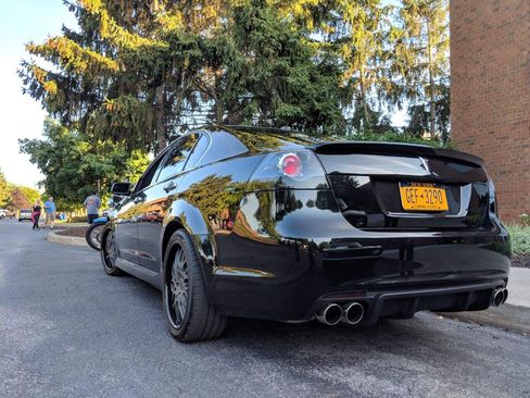 Used 2008 Pontiac G8 GT w/ Premium Package image 4