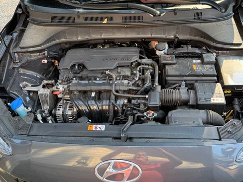 Used 2022 Hyundai Kona SEL w/ Convenience Package image 6