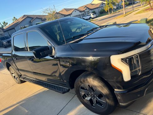 Used 2023 Ford F150 Lightning Lariat w/ Equipment Group 511A High image 1