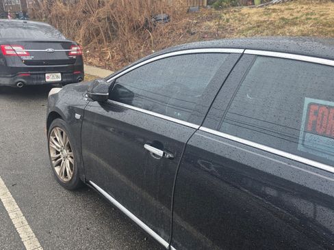 Used 2018 Cadillac XTS Luxury image 9