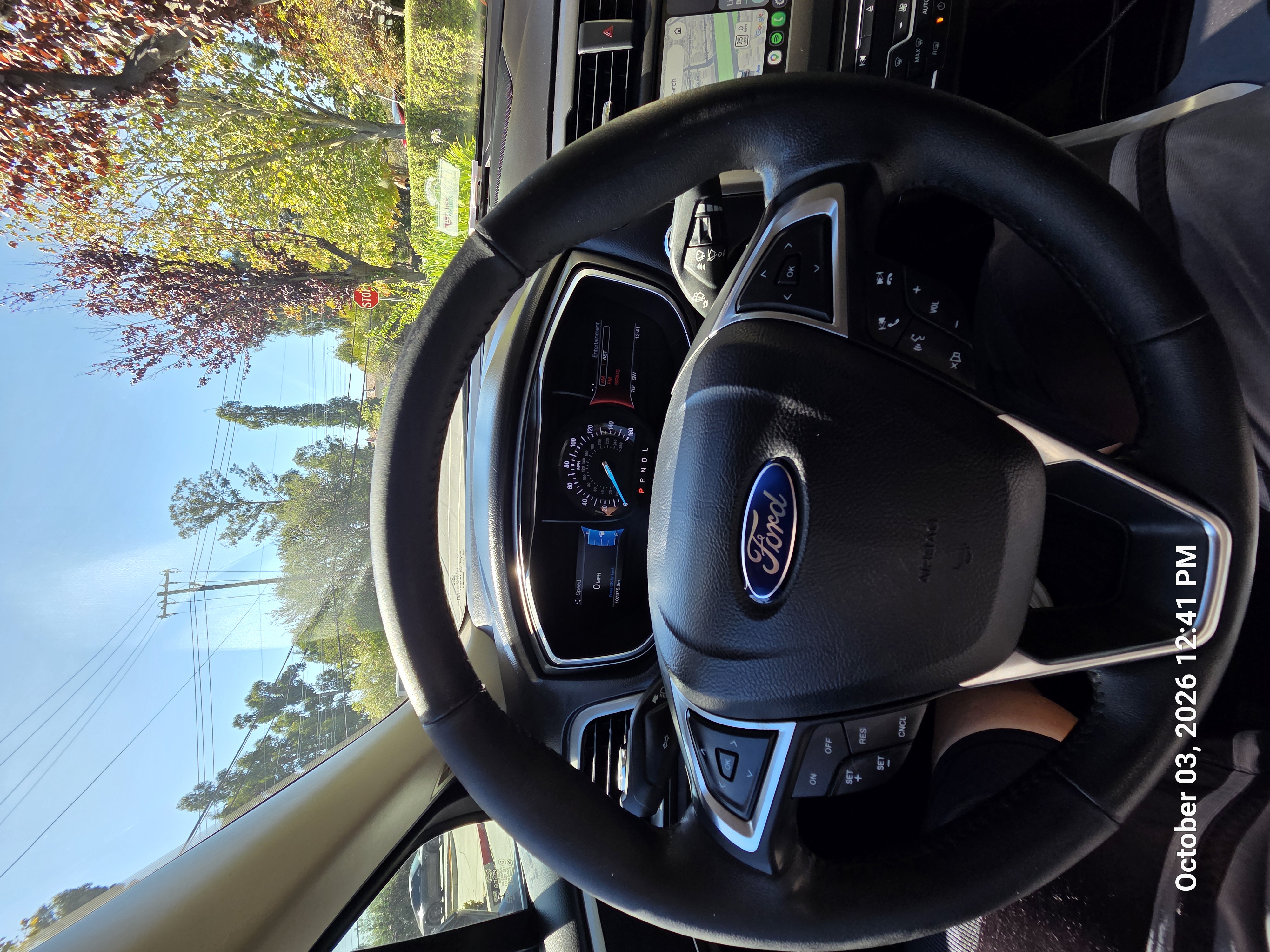 Used 2017 Ford Fusion SE w/ Equipment Group 201A FWD image 15
