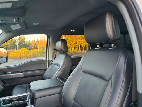 Used 2024 Ford F350 Lariat w/ Lariat Ultimate Package image 10