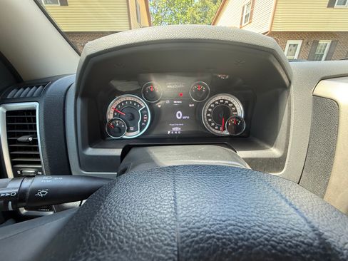 Used 2016 RAM 1500 Big Horn AWD/4WD image 9
