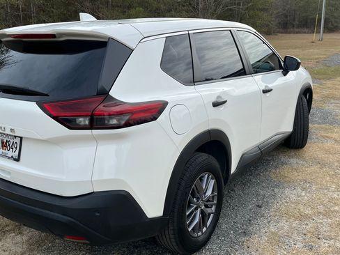 Used 2021 Nissan Rogue S image 5