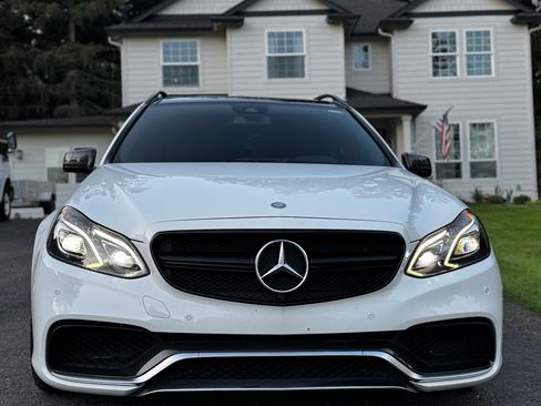 Used 2014 Mercedes-Benz E 63 AMG S-Model image 8