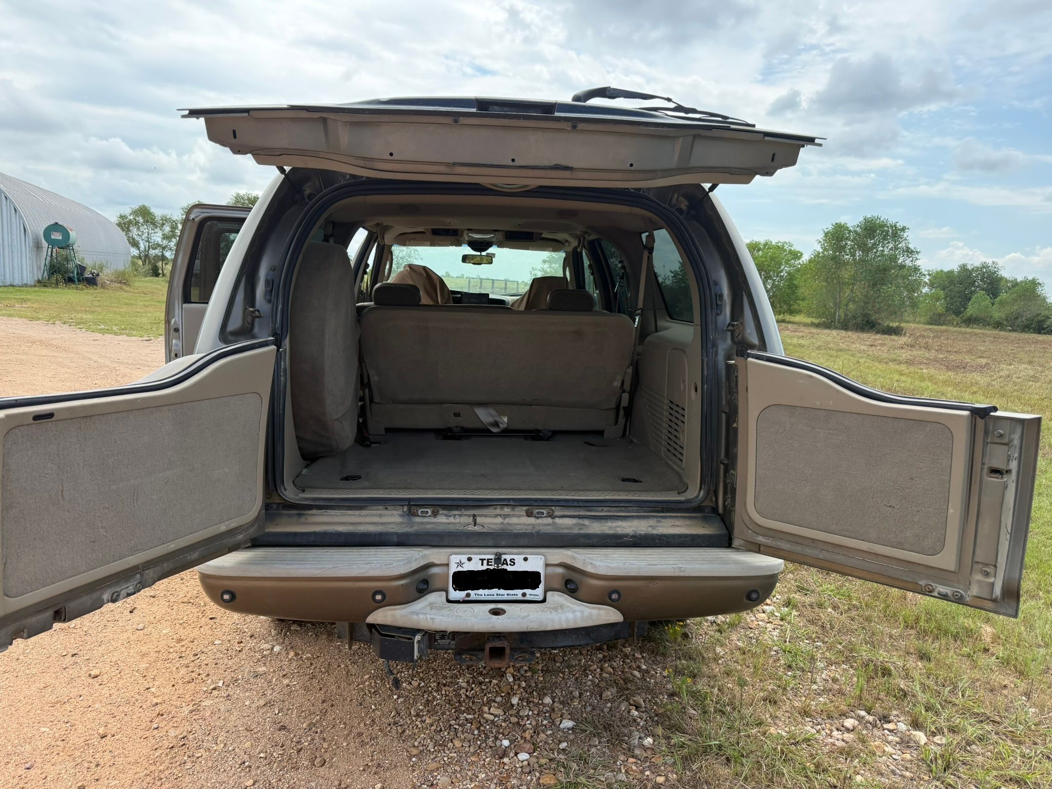 Used 2005 Ford Excursion Limited AWD/4WD image 6