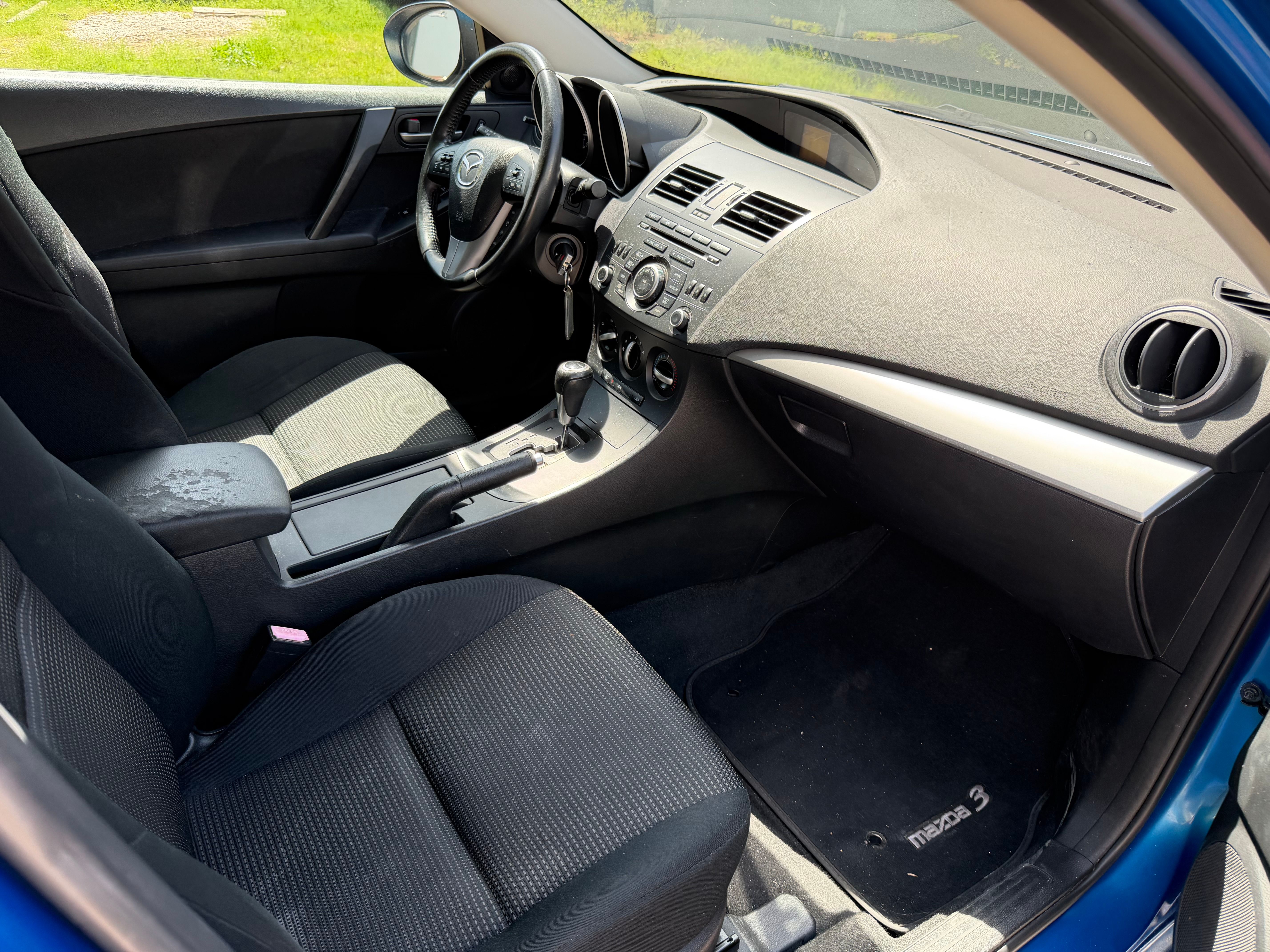 Used 2012 MAZDA MAZDA3 i Touring FWD image 8