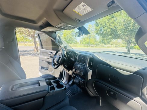 Used 2021 Chevrolet Silverado 1500 Custom RWD image 10