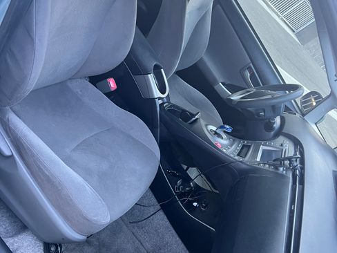 Used 2013 Toyota Prius Three image 15