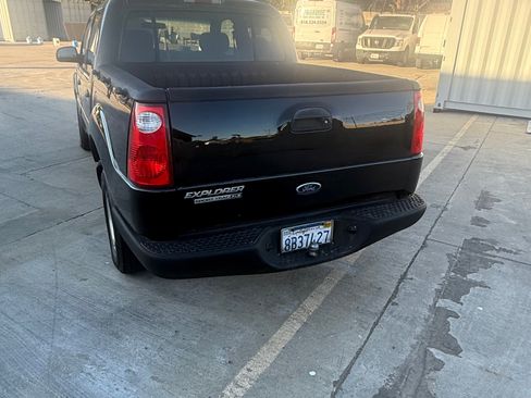 Used 2004 Ford Explorer Sport Trac XLT image 6