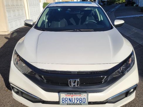 Used 2020 Honda Civic EX image 4