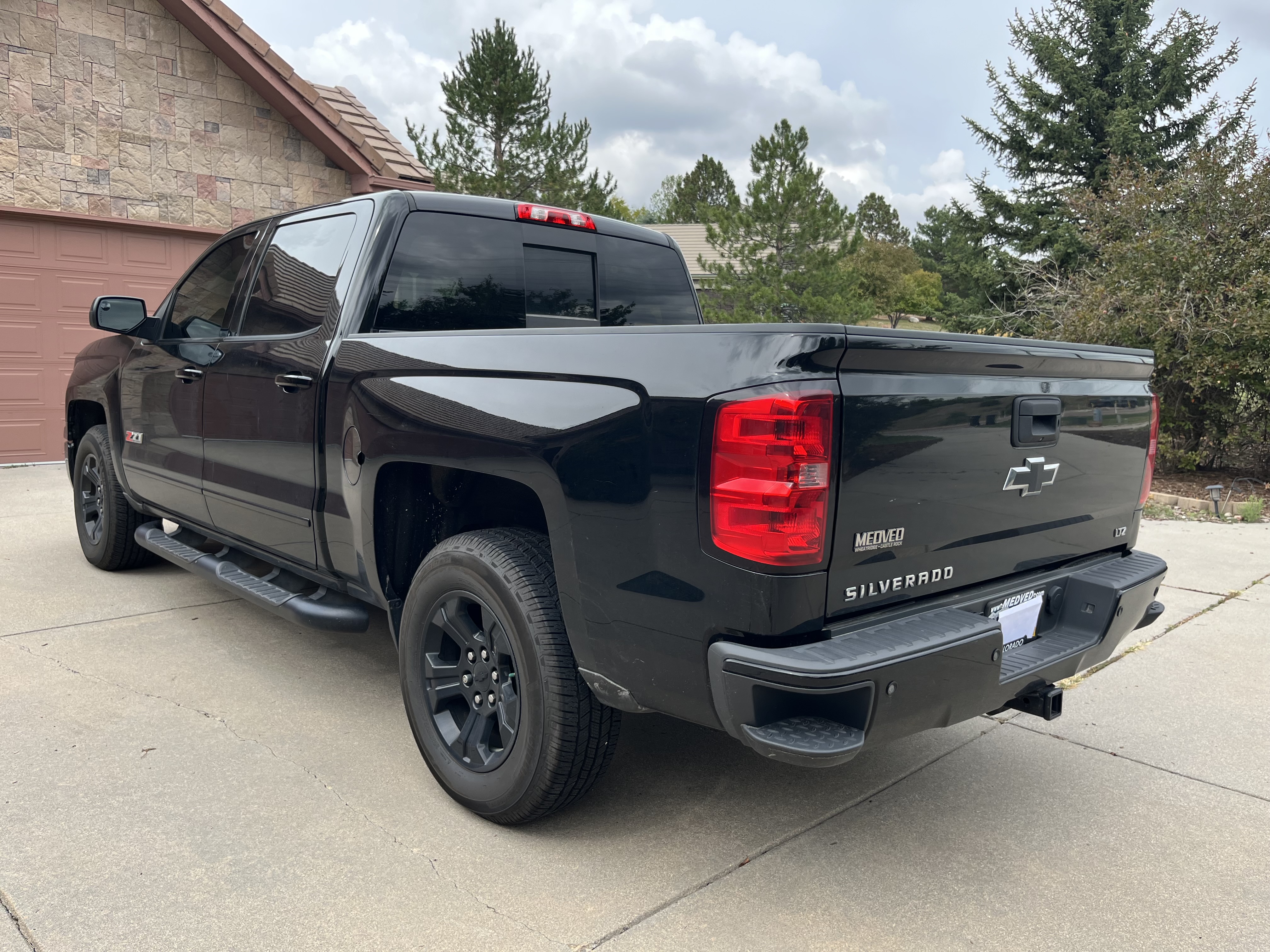 Used 2015 Chevrolet Silverado 1500 LTZ Z71 w/ Midnight Edition AWD/4WD image 11
