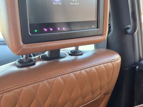 Used 2021 INFINITI QX80 Sensory w/ Cargo Package image 18