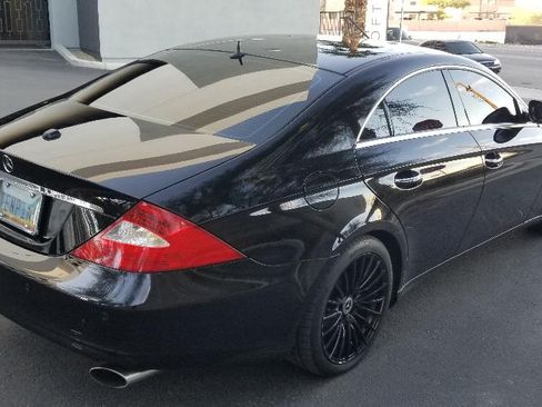Used 2006 Mercedes-Benz CLS 500 image 5