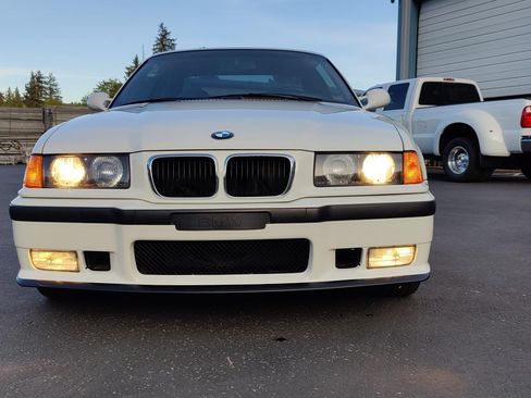 Used 1997 BMW M3 Coupe image 18